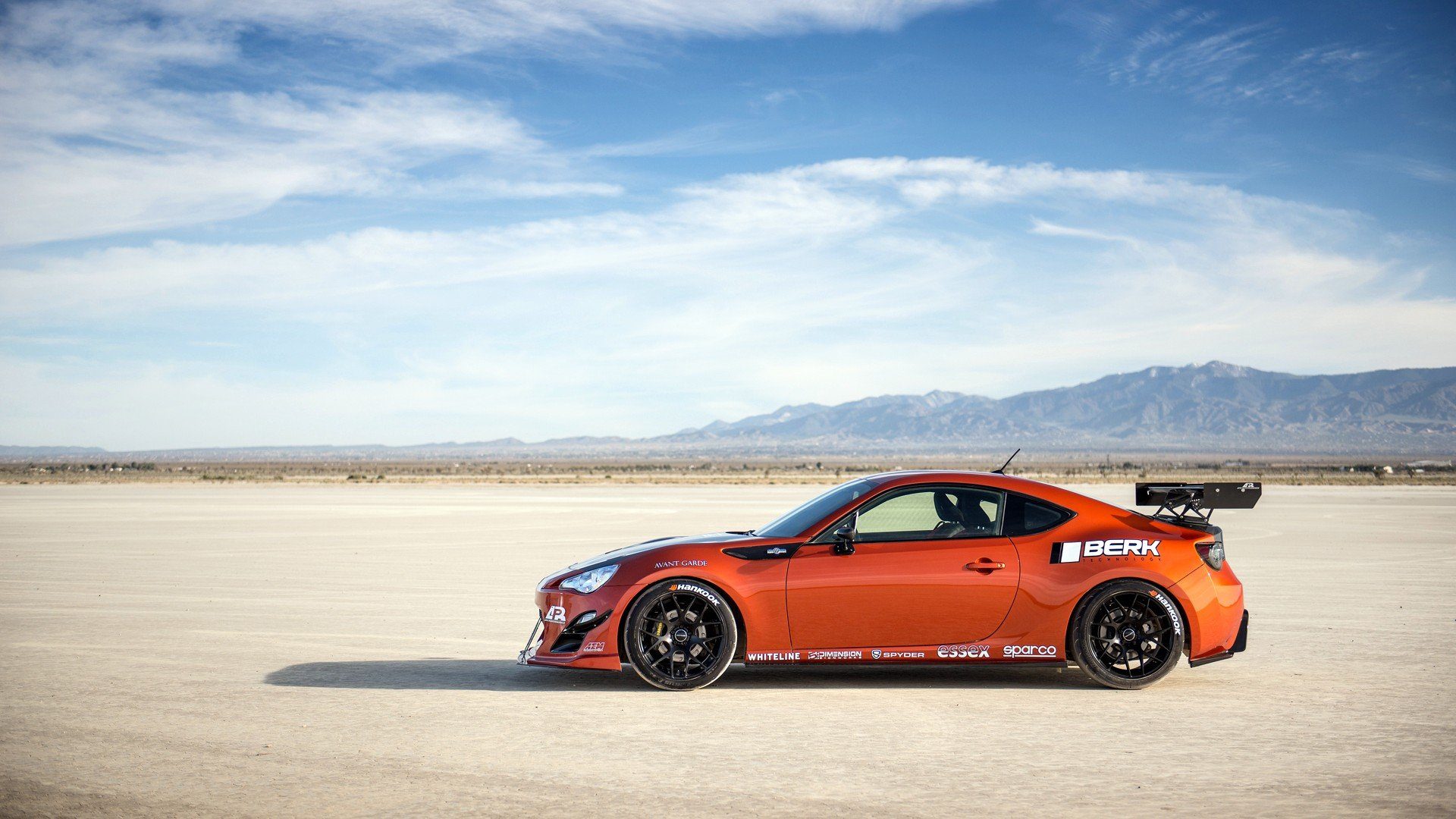 Infinity Tuning Race Infinity car tuning desert háttérkép letöltés